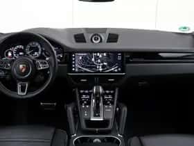 Porsche Cayenne (2023) thumbnail 37
