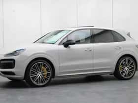 Porsche Cayenne (2023) thumbnail 39