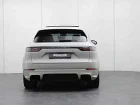 Porsche Cayenne (2023) thumbnail 41