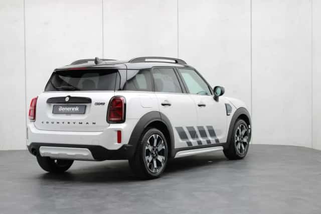 MINI Countryman (2022) thumbnail 3