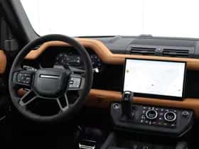 Land Rover Defender (2023) thumbnail 14