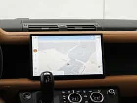 Land Rover Defender (2023) thumbnail 15