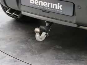 Land Rover Defender (2023) thumbnail 33
