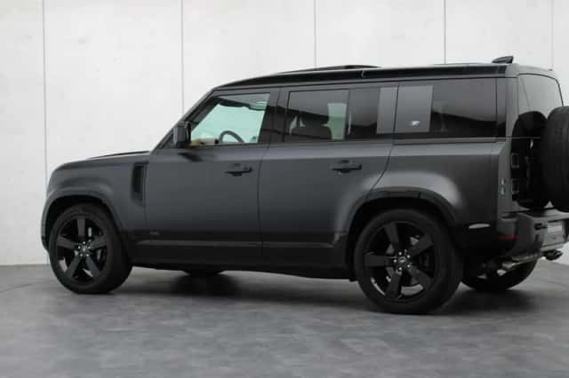 Land Rover Defender (2023) thumbnail 38