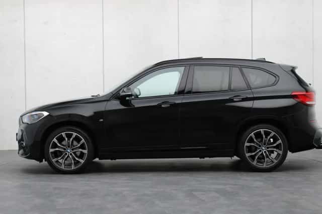 BMW X1 (2021) thumbnail 2