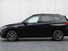 BMW X1 (2021) thumbnail 2