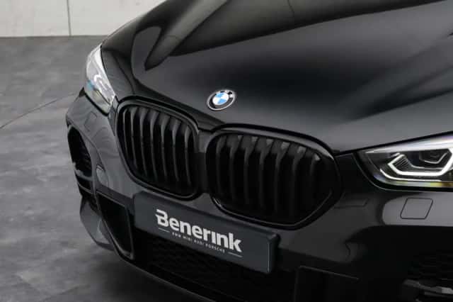 BMW X1 (2021) thumbnail 15