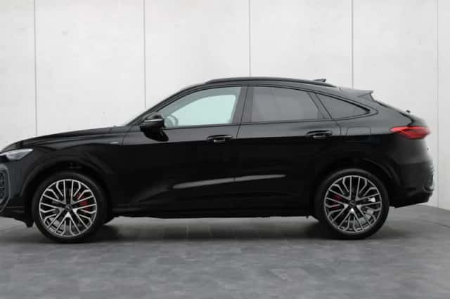 Audi Q5 (2026) thumbnail 2