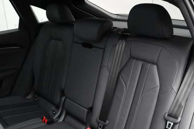 Audi Q5 (2026) thumbnail 17