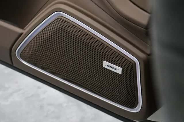 Porsche Panamera (2023) thumbnail 11