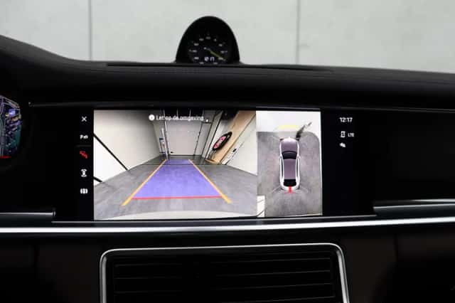 Porsche Panamera (2023) thumbnail 16