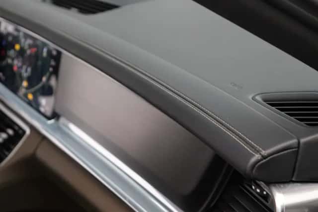 Porsche Panamera (2023) thumbnail 25