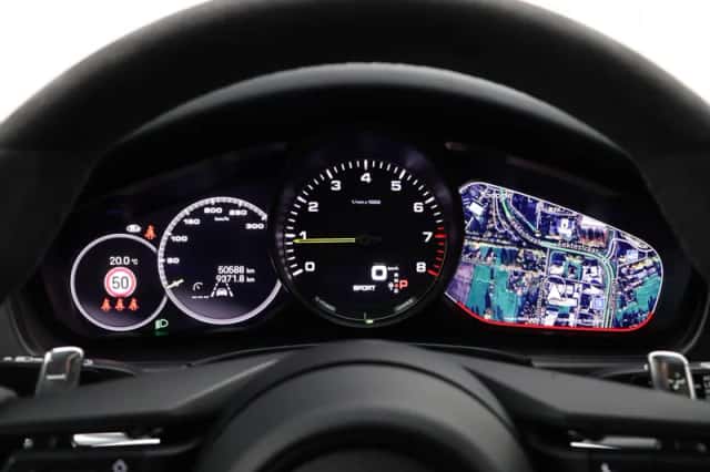 Porsche Panamera (2023) thumbnail 29