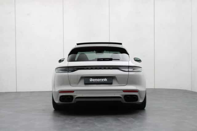 Porsche Panamera (2023) thumbnail 43
