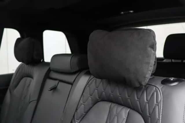 BMW X7 (2022) thumbnail 12