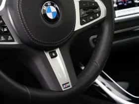 BMW X7 (2022) thumbnail 16
