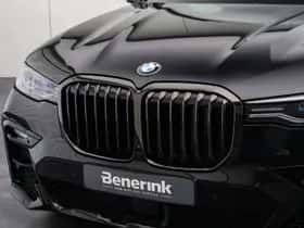 BMW X7 (2022) thumbnail 23