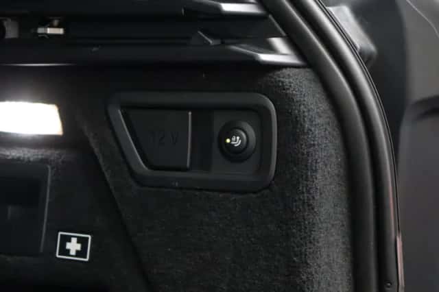 BMW X7 (2022) thumbnail 27