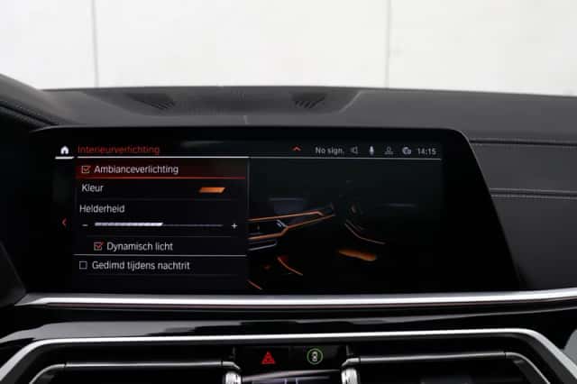 BMW X7 (2022) thumbnail 32