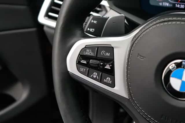 BMW X7 (2022) thumbnail 37