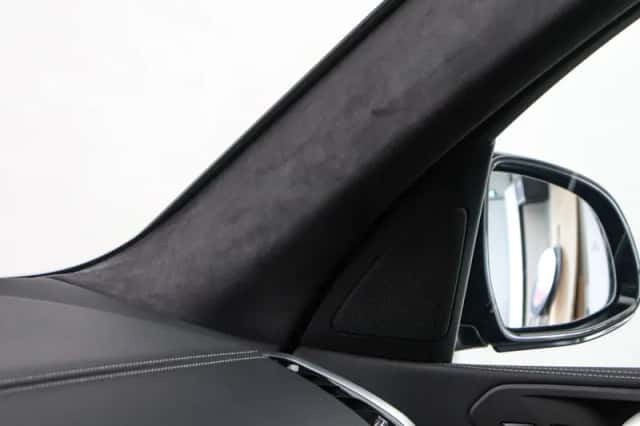 BMW X7 (2022) thumbnail 40