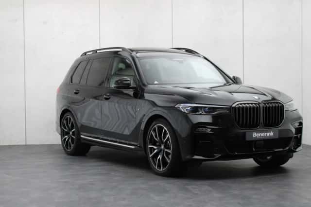 BMW X7 (2022) thumbnail 5