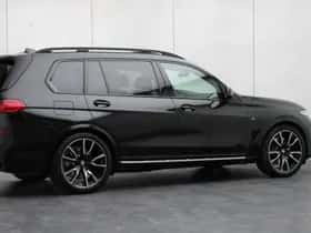 BMW X7 (2022) thumbnail 44