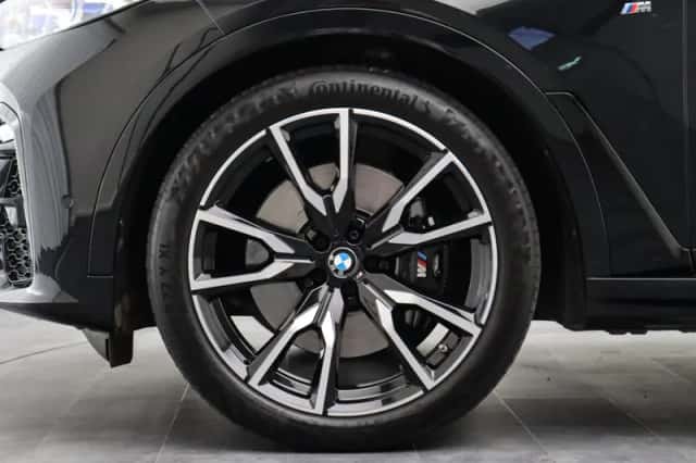 BMW X7 (2022) thumbnail 6