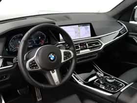 BMW X7 (2022) thumbnail 8