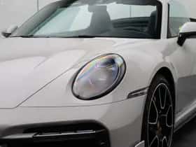 Porsche 911 (2023) thumbnail 15