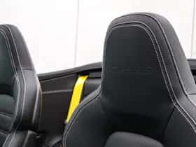 Porsche 911 (2023) thumbnail 25