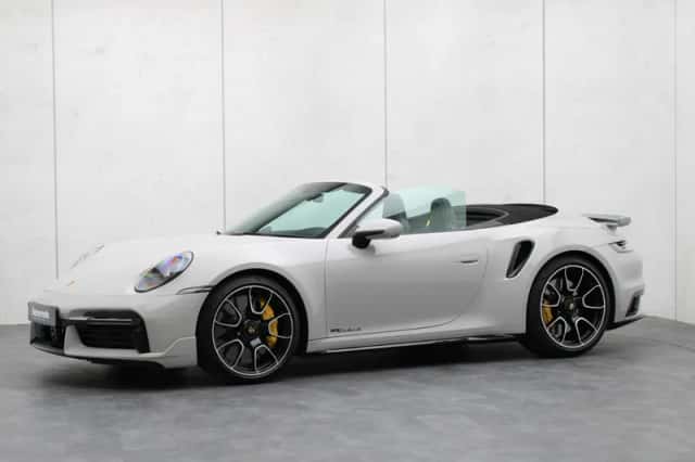 Porsche 911 (2023) thumbnail 34