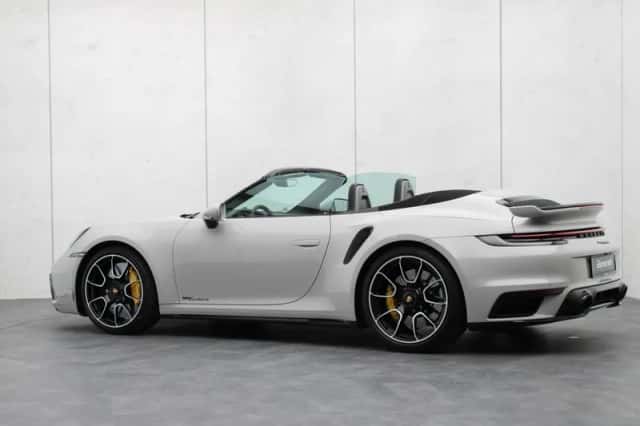 Porsche 911 (2023) thumbnail 35