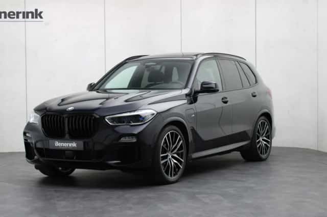 BMW X5 (2021) thumbnail 1