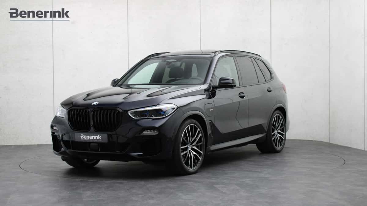 BMW X5 (2021) — foto 1