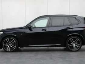 BMW X5 (2021) thumbnail 2