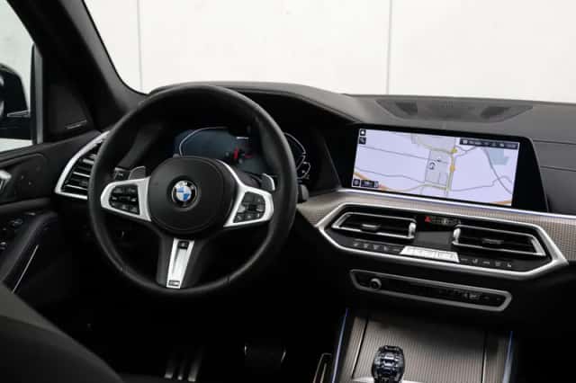 BMW X5 (2021) thumbnail 11