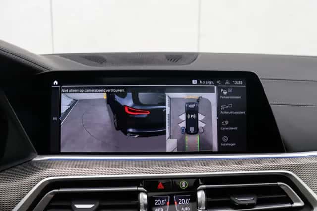 BMW X5 (2021) thumbnail 12