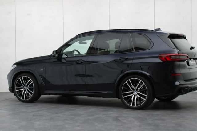 BMW X5 (2021) thumbnail 31