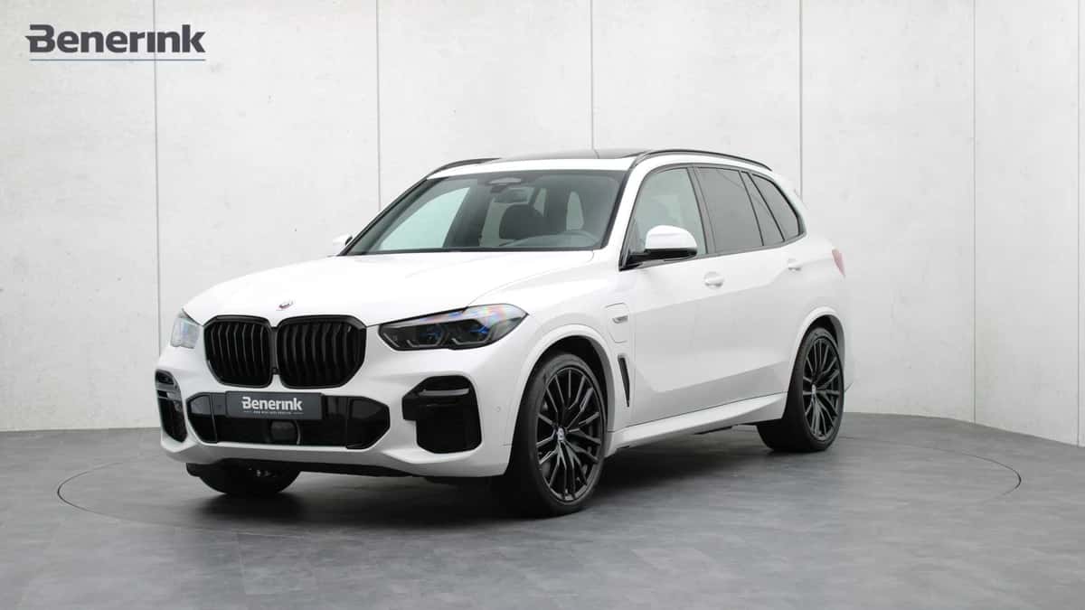 BMW X5 (2023) — foto 1