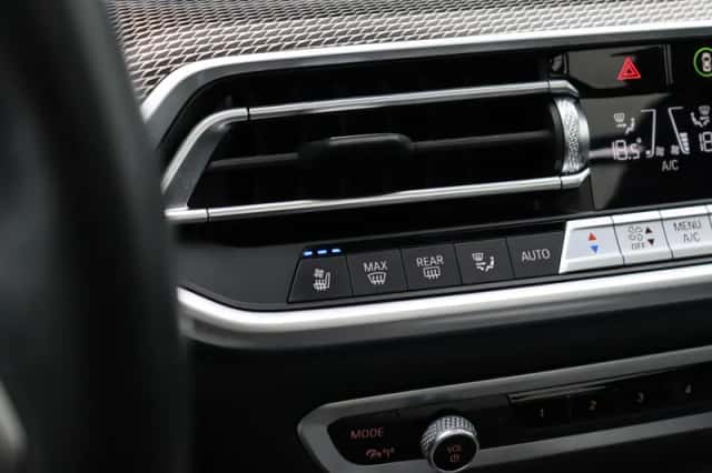 BMW X5 (2023) thumbnail 14