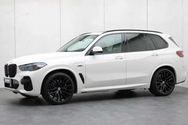 BMW X5 (2023) thumbnail 33