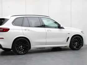 BMW X5 (2023) thumbnail 36