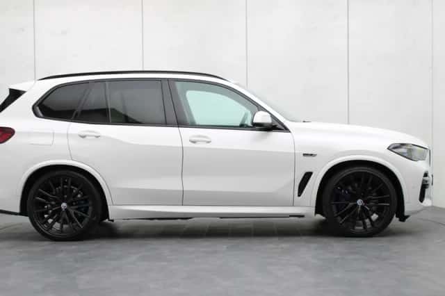 BMW X5 (2023) thumbnail 37