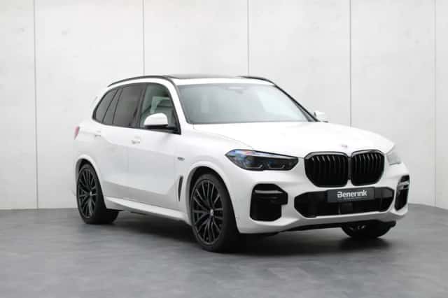 BMW X5 (2023) thumbnail 5