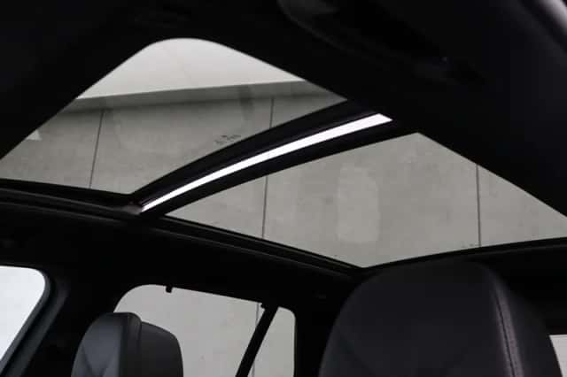 BMW X5 (2023) thumbnail 10