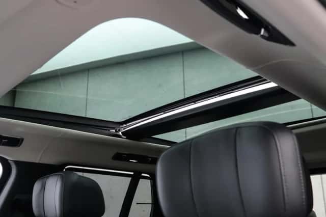 Land Rover Range Rover (2026) thumbnail 11