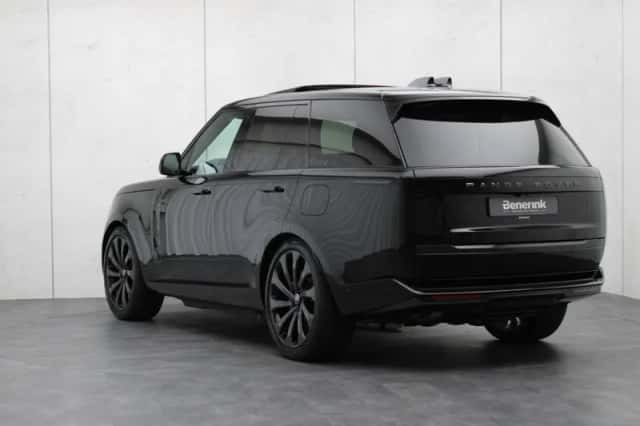 Land Rover Range Rover (2026) thumbnail 3