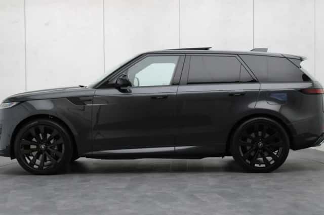 Land Rover Range Rover Sport (2026) thumbnail 2
