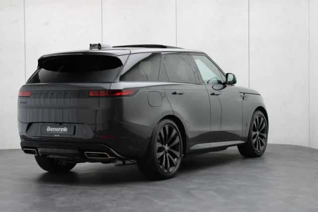 Land Rover Range Rover Sport (2026) thumbnail 4